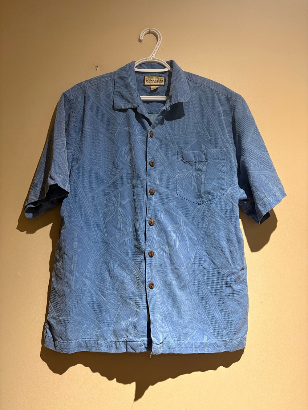 100% Silk Jamaica Jaxx Short Sleeve Button Down Shirt Blue Size Medium Tropical